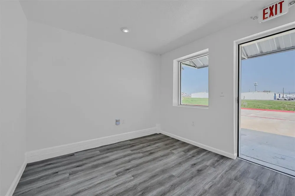 2410 Frisco Road Sherman, TX 75090