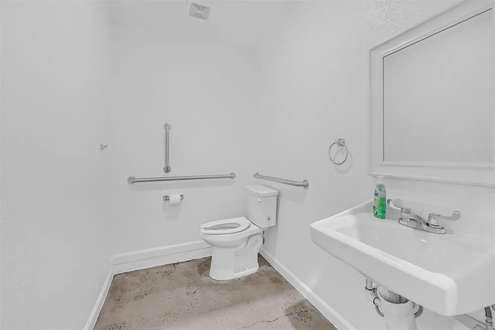 2410 Frisco Road Sherman, TX 75090
