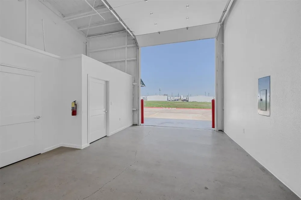 2410 Frisco Road Sherman, TX 75090