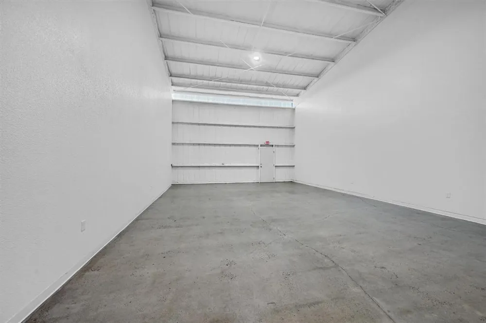 2410 Frisco Road Sherman, TX 75090