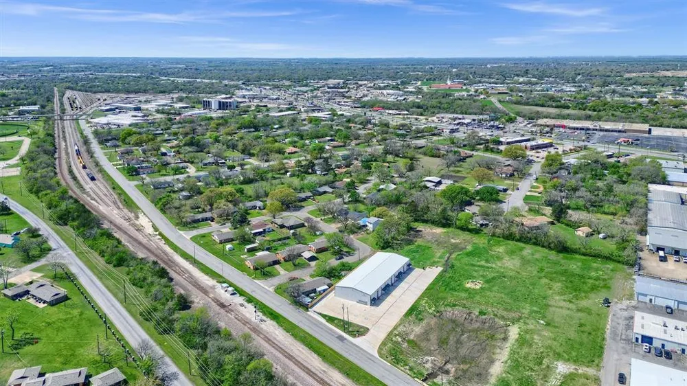 2410 Frisco Road Sherman, TX 75090