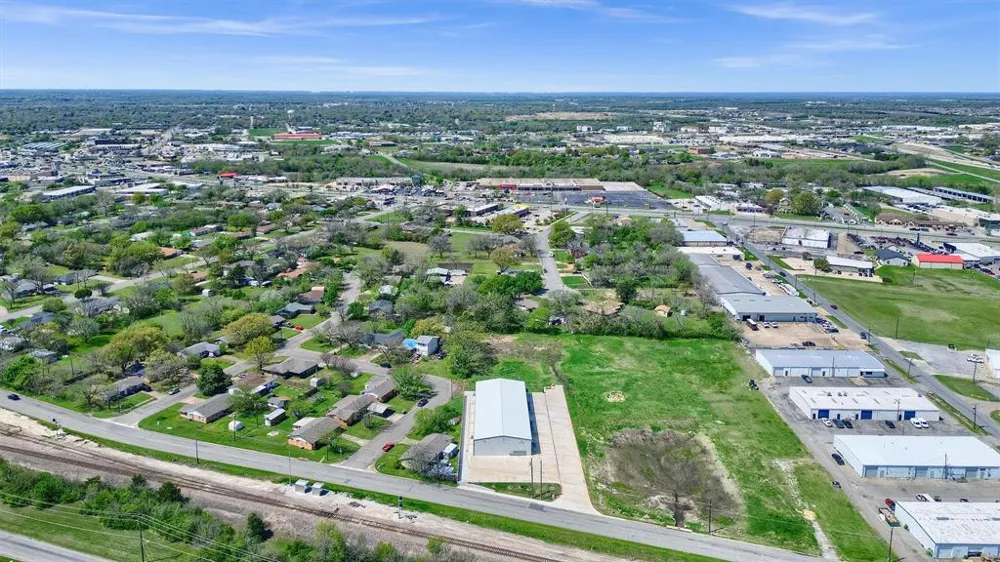 2410 Frisco Road Sherman, TX 75090