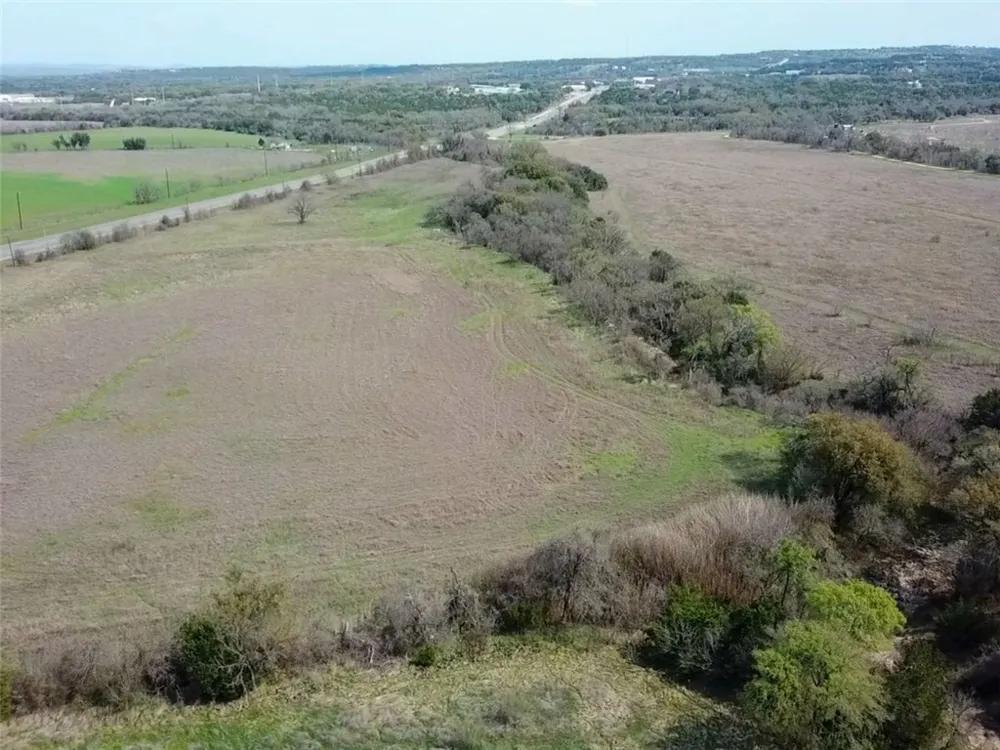 8530 E Hwy. 71 Highway Spicewood, TX 78669
