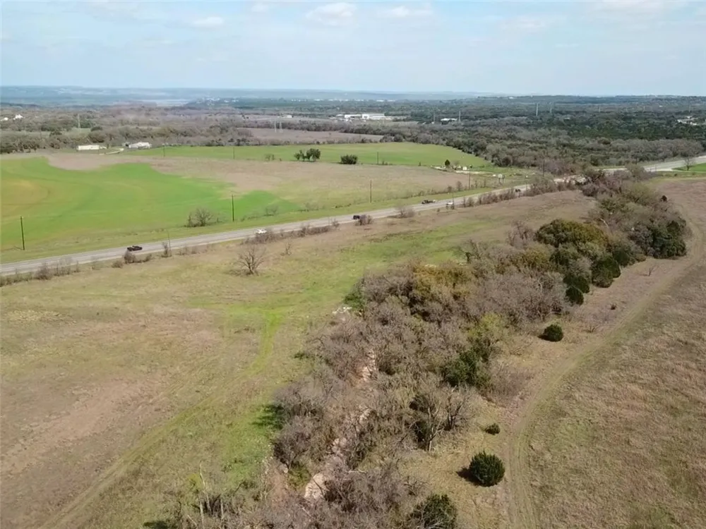 8530 E Hwy. 71 Highway Spicewood, TX 78669