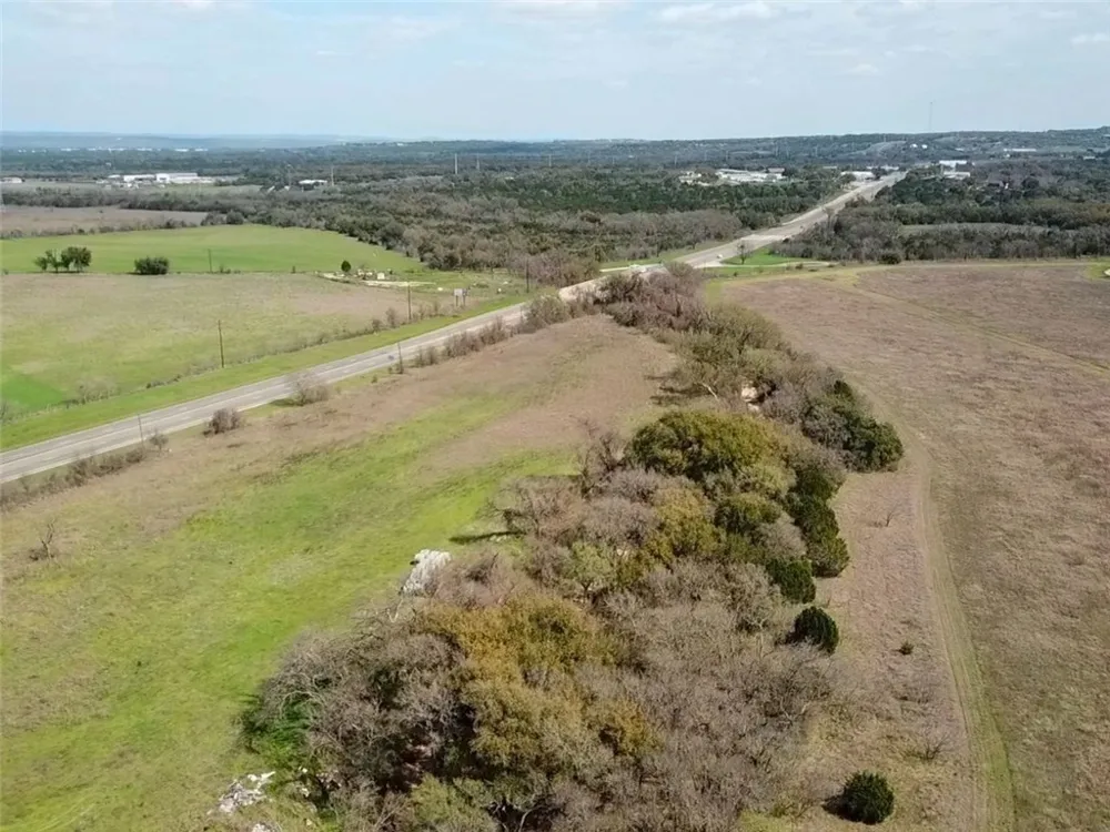 8530 E Hwy. 71 Highway Spicewood, TX 78669