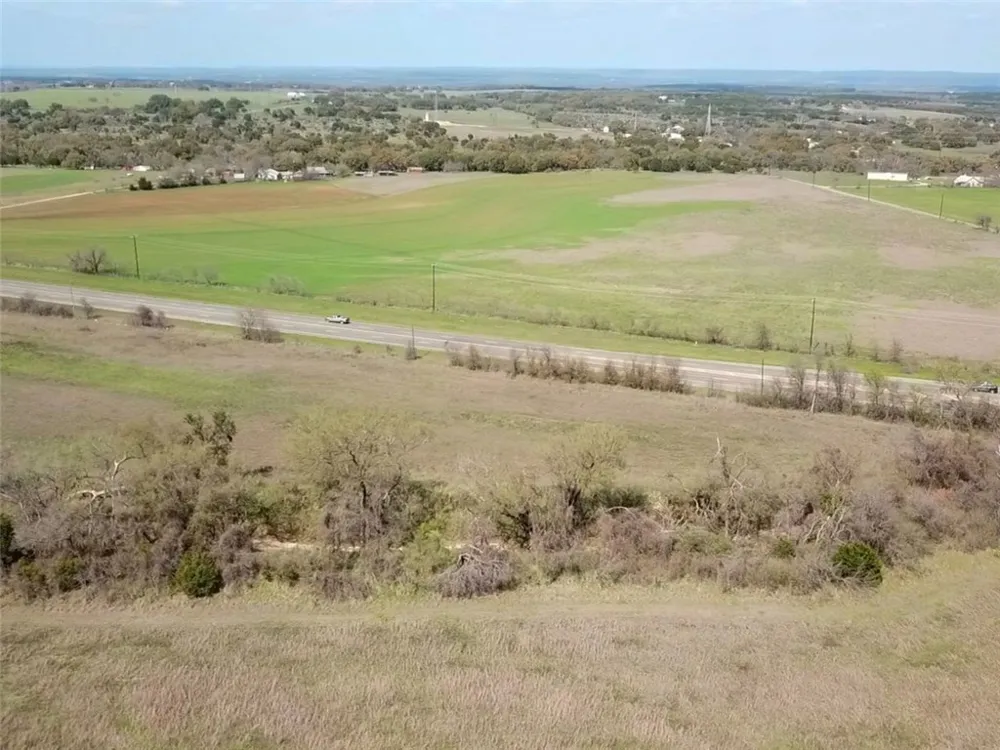 8530 E Hwy. 71 Highway Spicewood, TX 78669