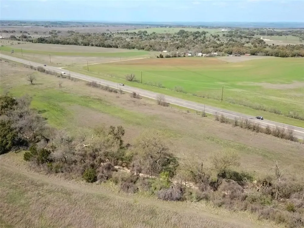 8530 E Hwy. 71 Highway Spicewood, TX 78669