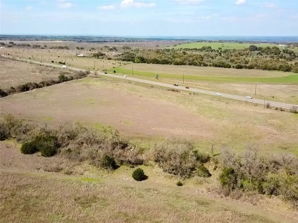 8530 E Hwy. 71 Highway Spicewood, TX 78669