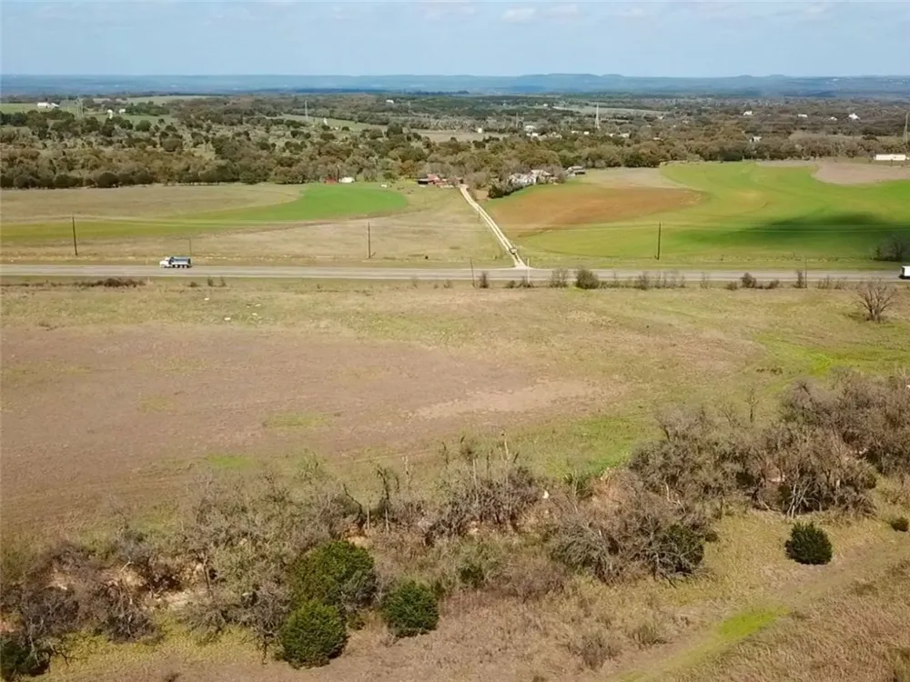 8530 E Hwy. 71 Highway Spicewood, TX 78669