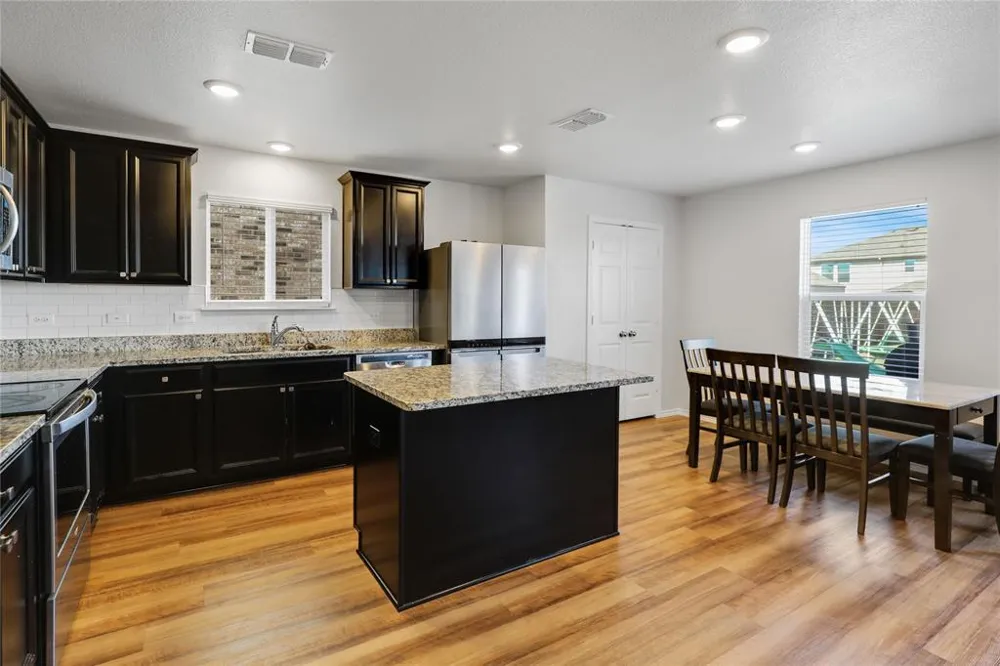1309 Waggoner Drive Aubrey, TX 76227