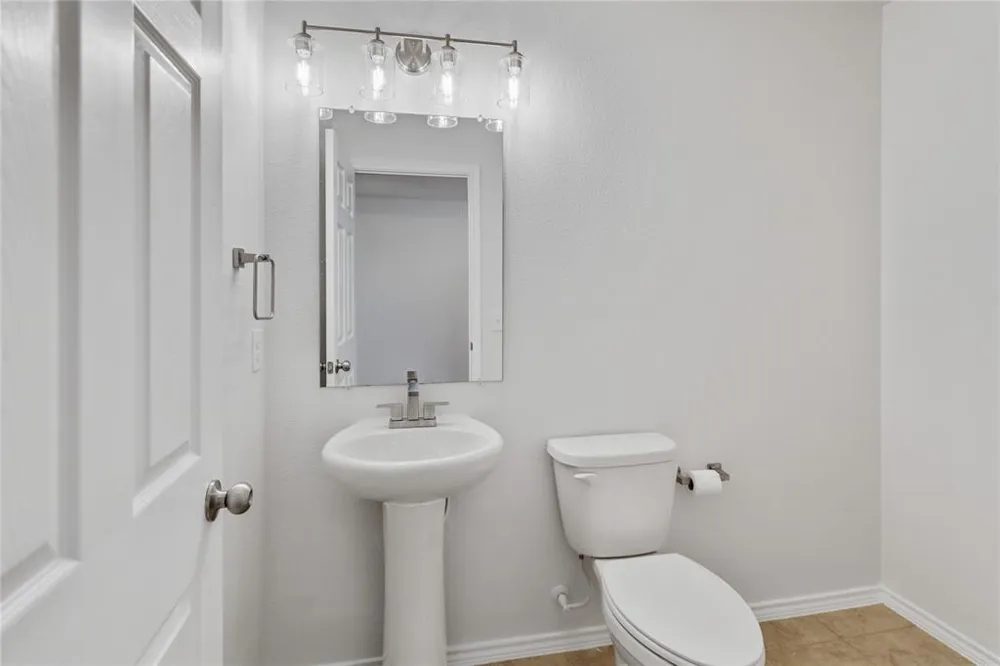1309 Waggoner Drive Aubrey, TX 76227
