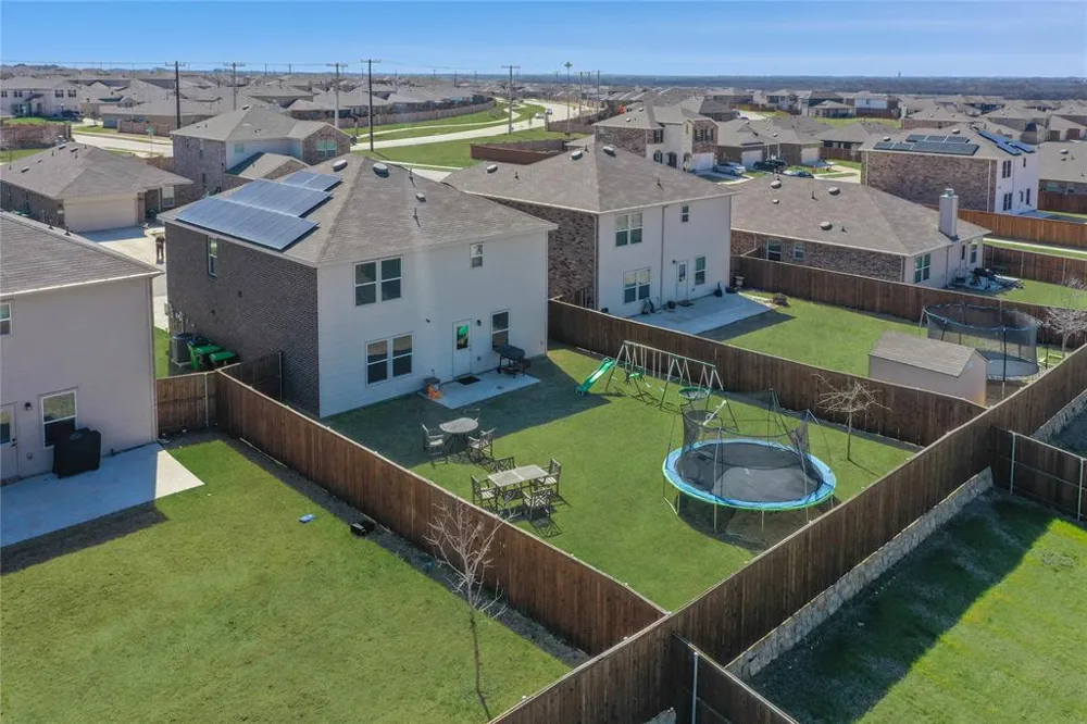1309 Waggoner Drive Aubrey, TX 76227
