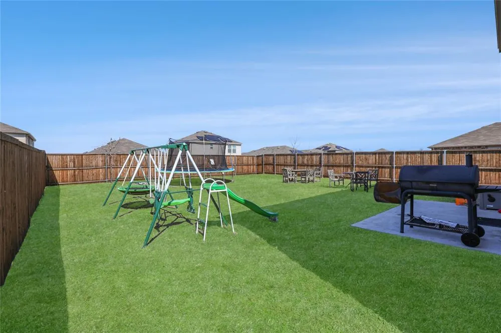 1309 Waggoner Drive Aubrey, TX 76227