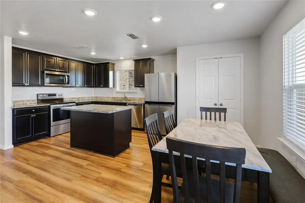 1309 Waggoner Drive Aubrey, TX 76227