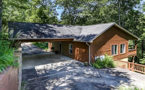 76 Hollyanne Pond RD