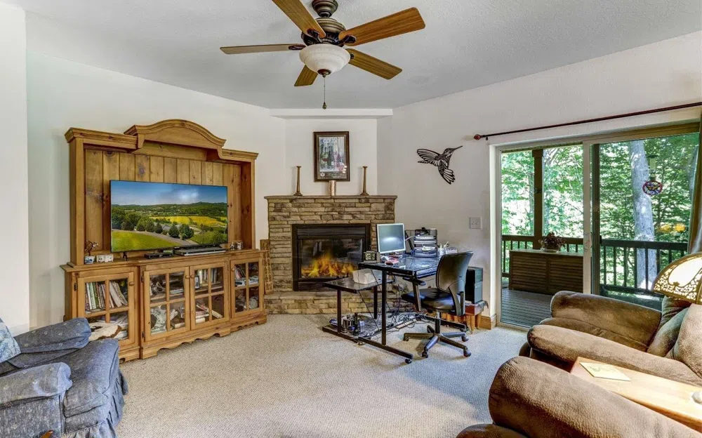 76 Hollyanne Pond RD Hayesville, NC 28904