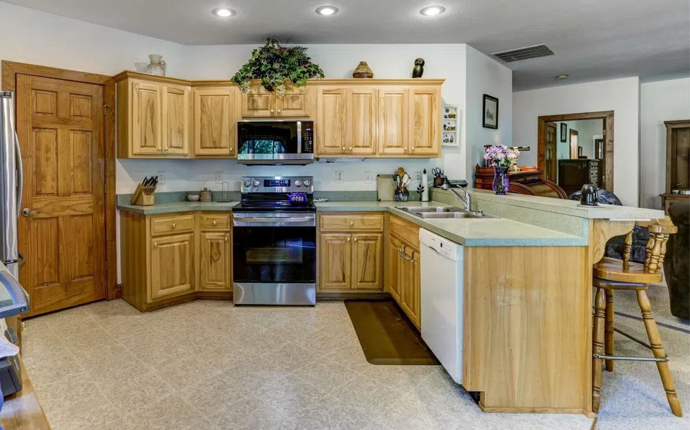 76 Hollyanne Pond RD Hayesville, NC 28904