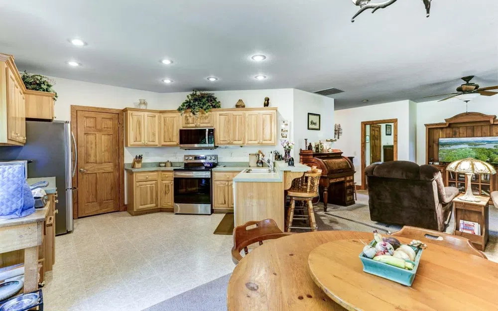 76 Hollyanne Pond RD Hayesville, NC 28904