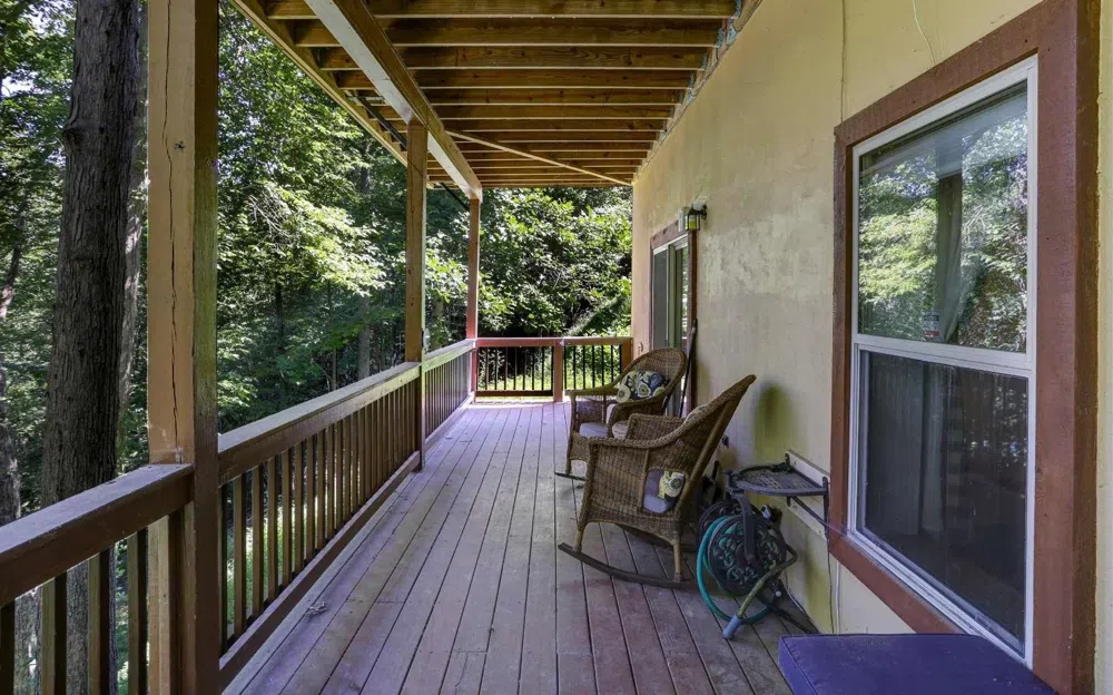76 Hollyanne Pond RD Hayesville, NC 28904