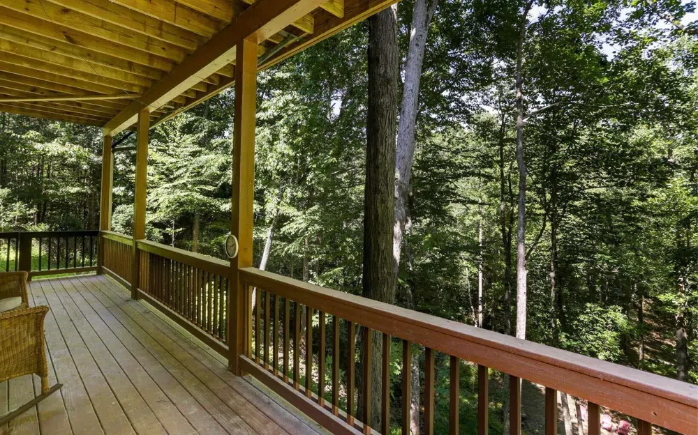 76 Hollyanne Pond RD Hayesville, NC 28904