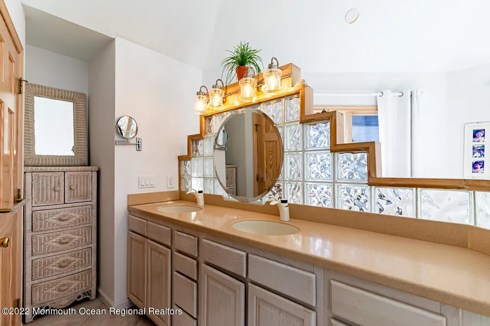 23 Harborside Drive W Ortley Beach, NJ 08751