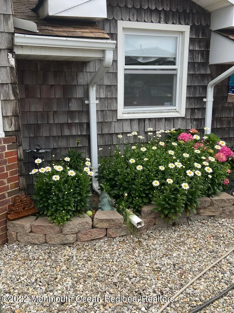 23 Harborside Drive W Ortley Beach, NJ 08751