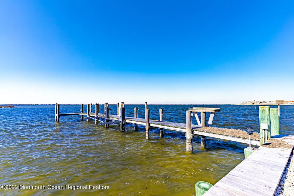 23 Harborside Drive W Ortley Beach, NJ 08751
