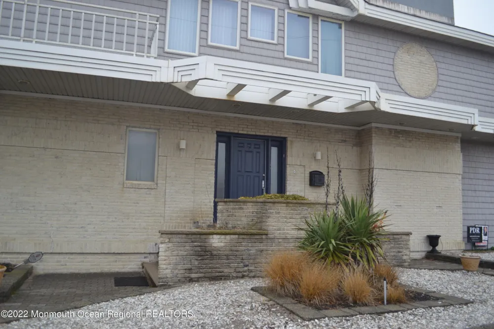 106 Oceanfront Lavallette, NJ 08735