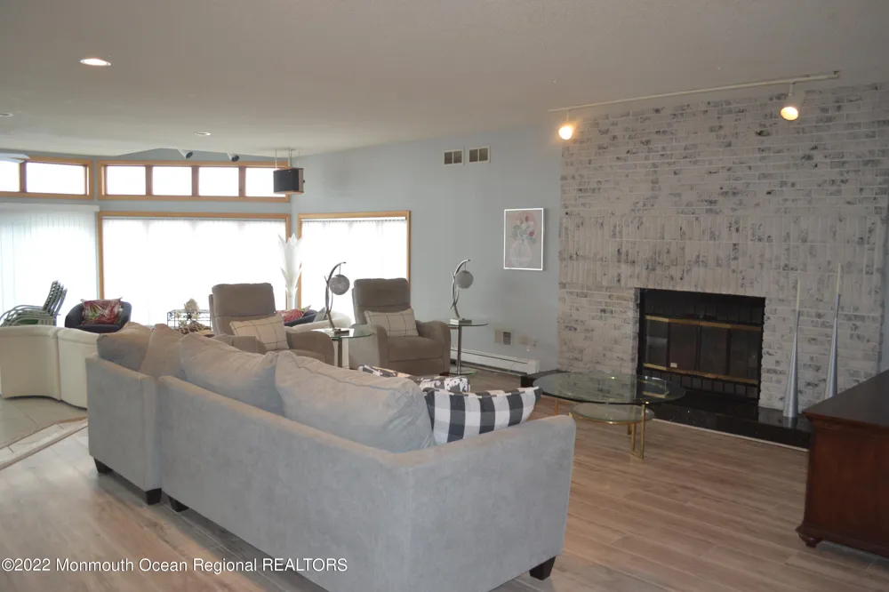 106 Oceanfront Lavallette, NJ 08735