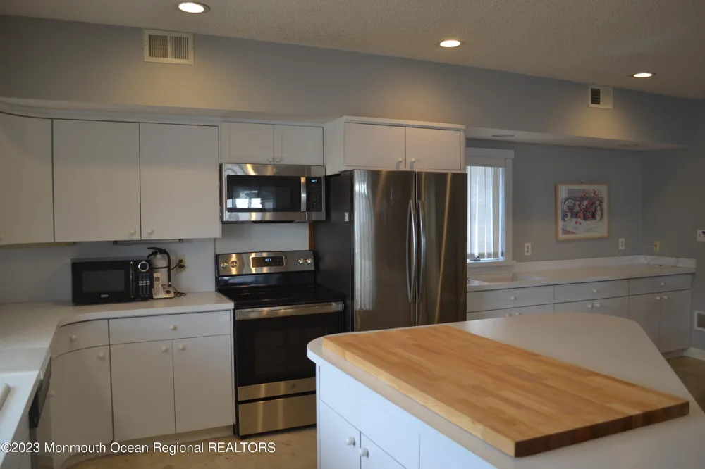106 Oceanfront Lavallette, NJ 08735
