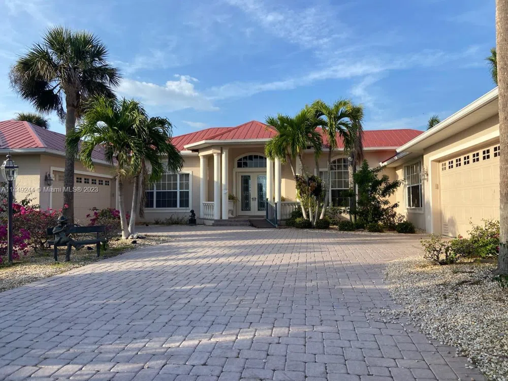 1524 Columbian Drive Punta Gorda, FL 33950