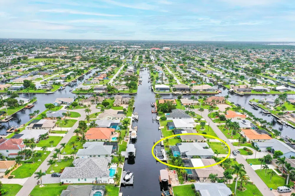 3328 SE 18TH AVENUE Cape Coral, FL 33904