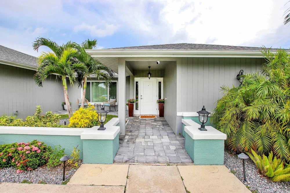 3328 SE 18TH AVENUE Cape Coral, FL 33904