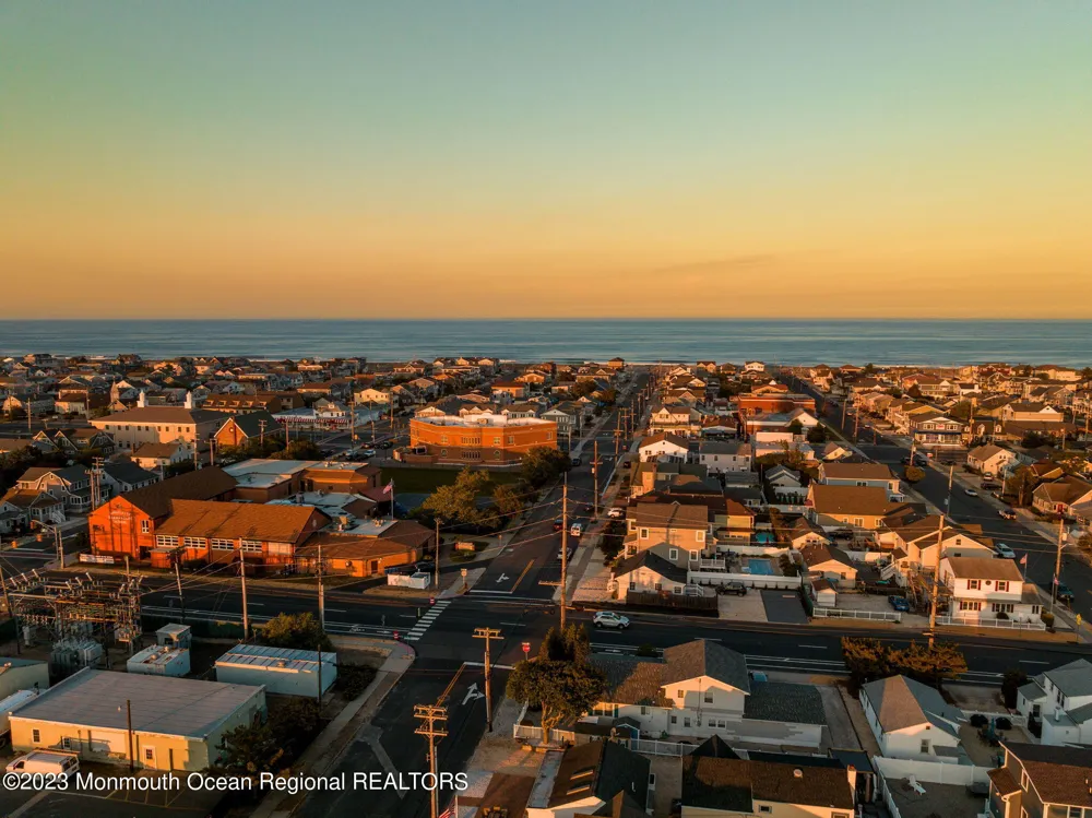 1404 Oceanfront #UPPER Lavallette, NJ 08735