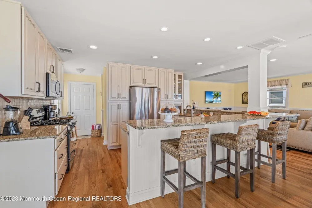 1404 Oceanfront #UPPER Lavallette, NJ 08735