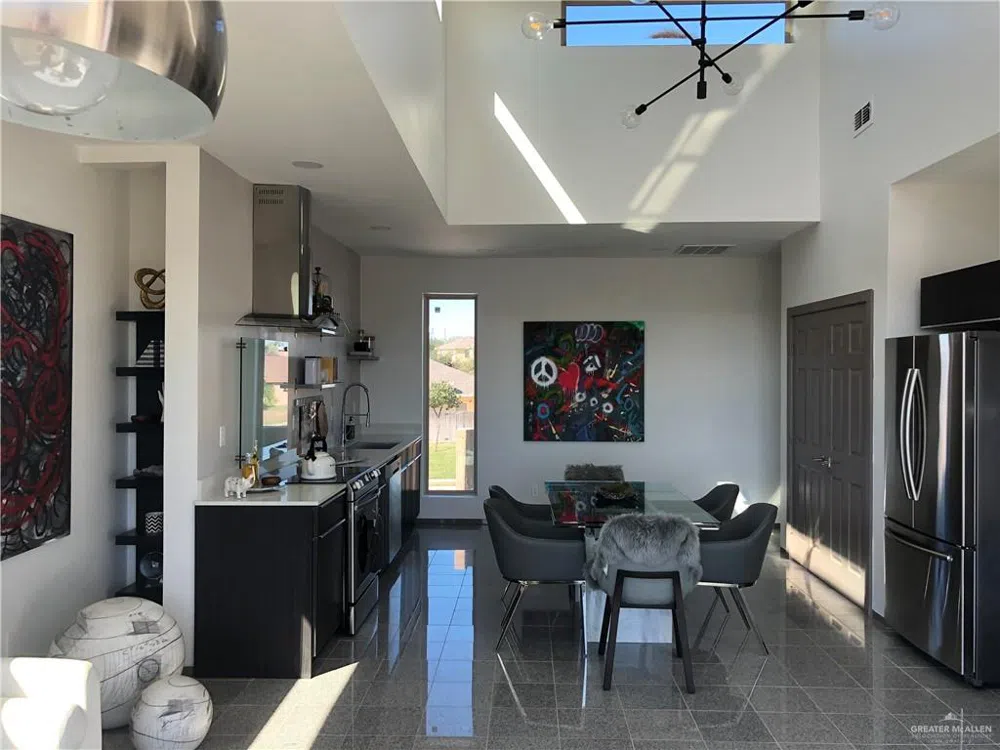 305 Palm Shores Boulevard #201A La Joya, TX 78560