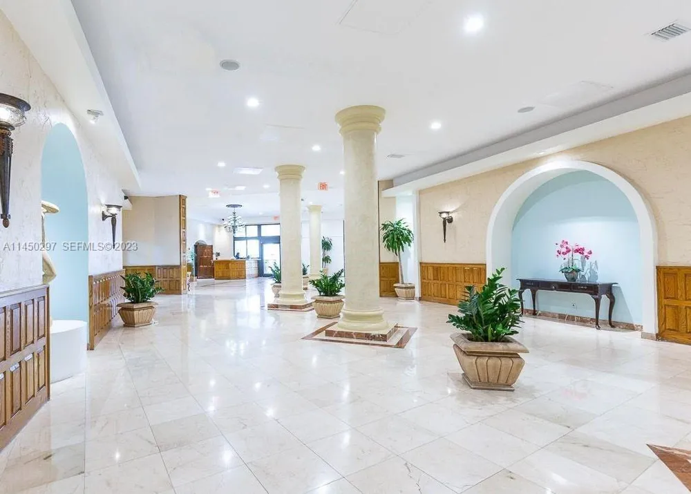 3725 S Ocean Dr #1521 Hollywood, FL 33019