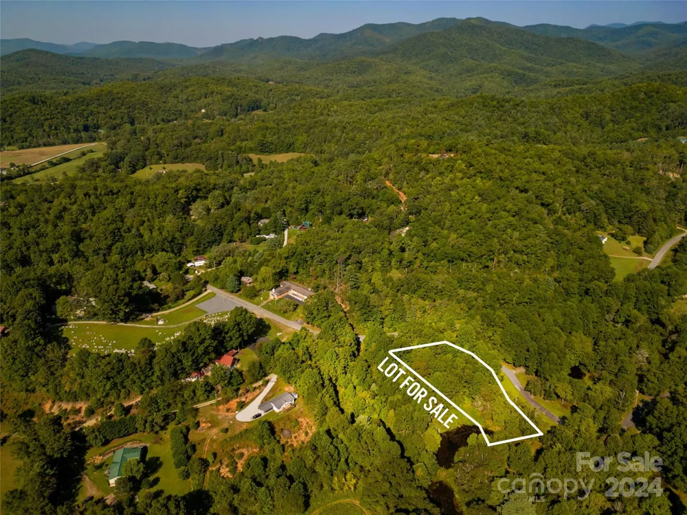L 3 Sweetwater Ridge Road Balsam Grove, NC 28708