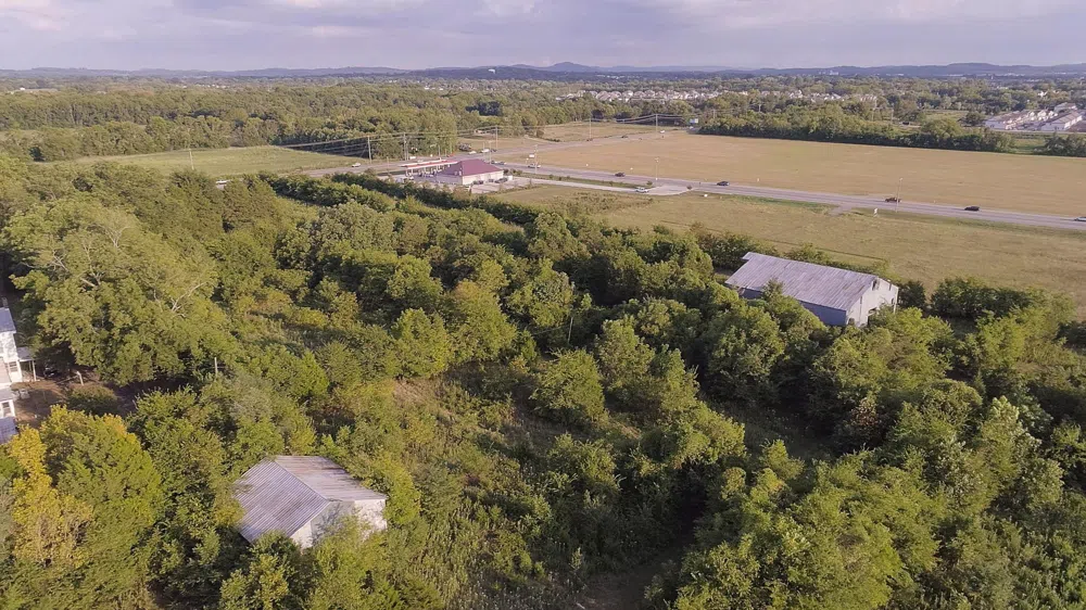 2070 Hunters Point Pike Lebanon, TN 37087