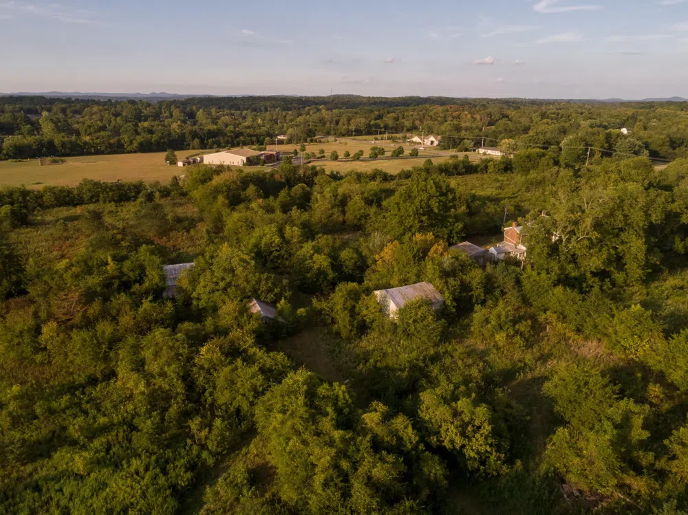 2070 Hunters Point Pike Lebanon, TN 37087