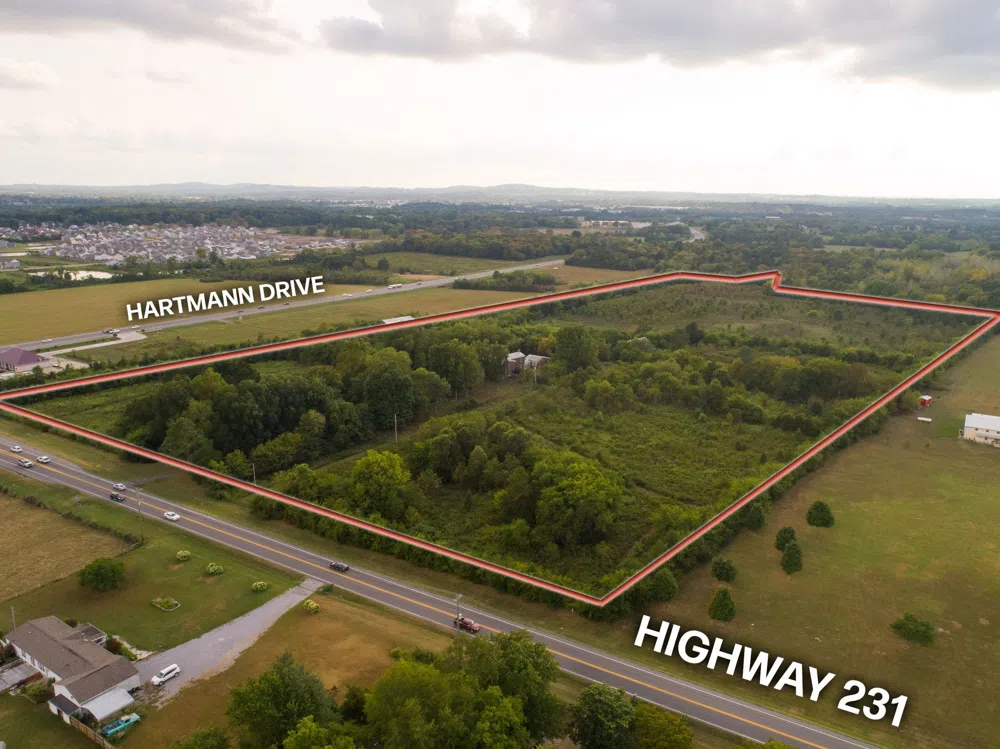 2070 Hunters Point Pike Lebanon, TN 37087