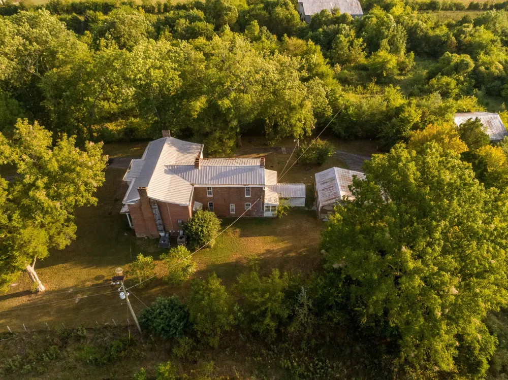 2070 Hunters Point Pike Lebanon, TN 37087