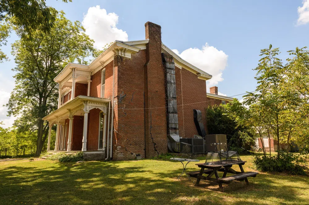 2070 Hunters Point Pike Lebanon, TN 37087