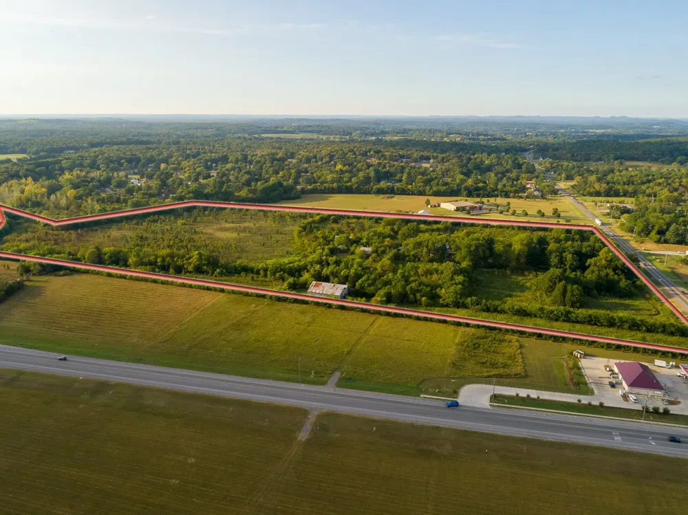 2070 Hunters Point Pike Lebanon, TN 37087
