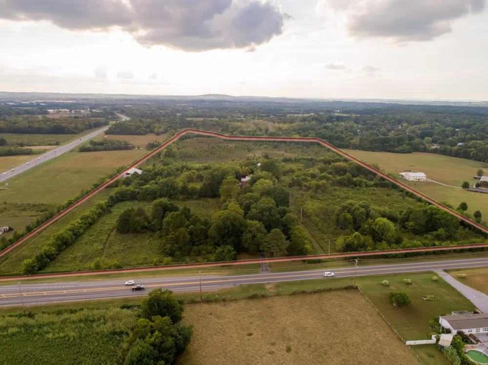 2070 Hunters Point Pike Lebanon, TN 37087