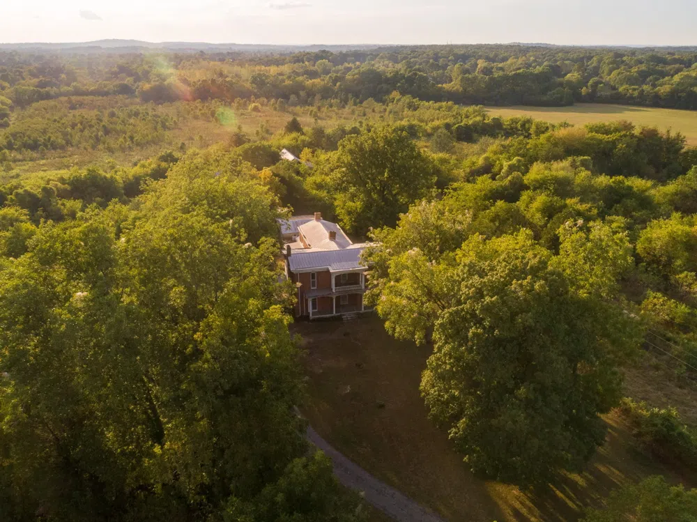2070 Hunters Point Pike Lebanon, TN 37087