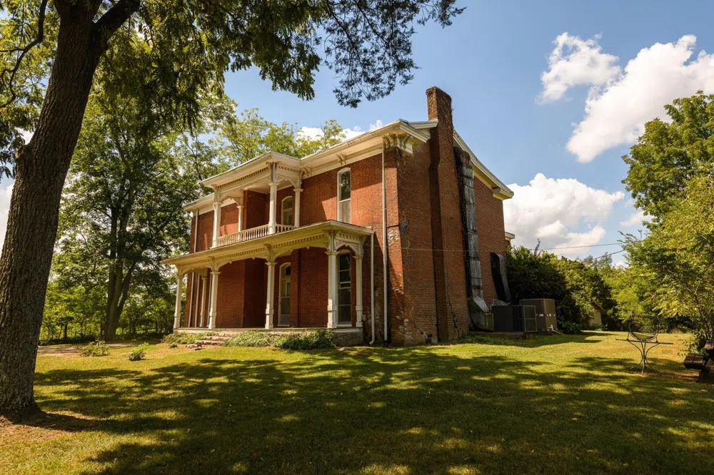 2070 Hunters Point Pike Lebanon, TN 37087