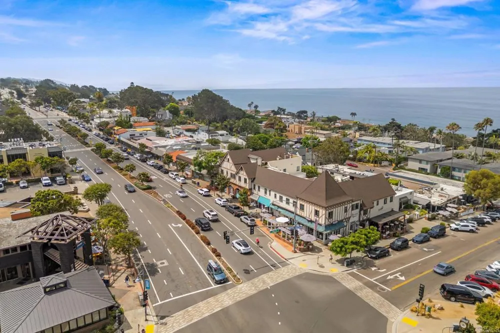 1562 Camino Del Mar #444 Del Mar, CA 92014
