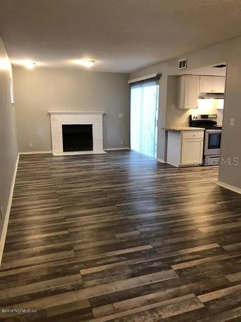2300 TWELVE OAKS DRIVE #J6 Orange Park, FL 32065