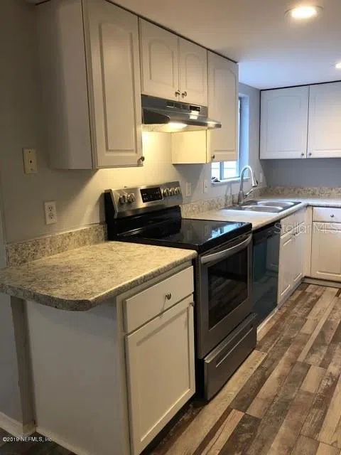 2300 TWELVE OAKS DRIVE #J6 Orange Park, FL 32065